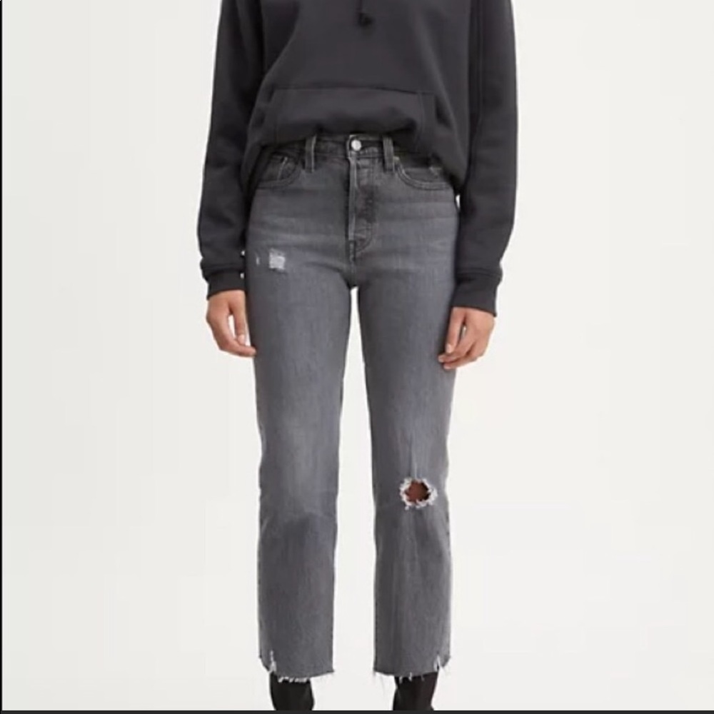 Levi’s wedgie straight distressed button fly gray denim waist 25 length